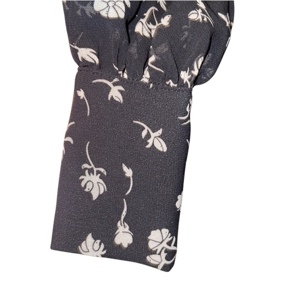 🌹WILDFOX MINI FLORAL DRESS - Picture 7 of 7